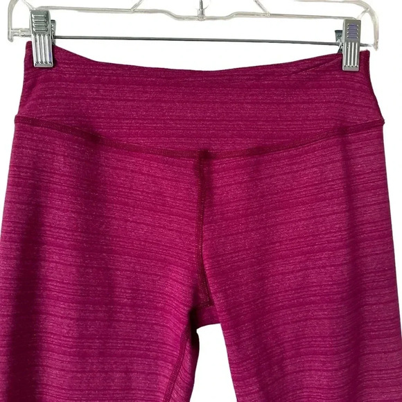 Beyond Yoga Striped Essential Leggings - Picture 5 of 11